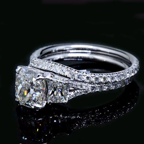 Cushion & trapezoids 3 stone engagement ring