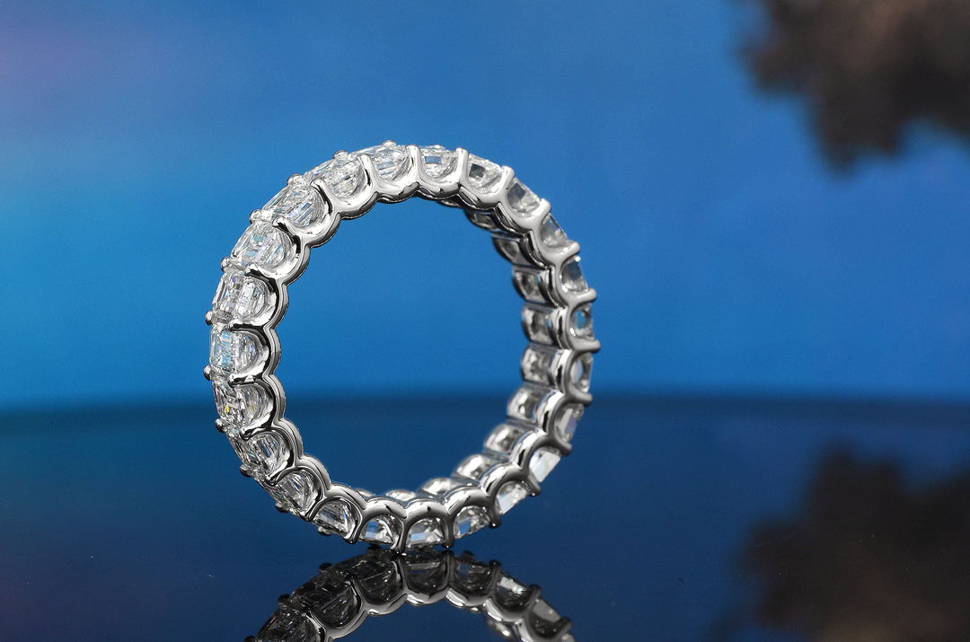 U-Setting Emerald Cut Eternity Band F-G Color VS1 (2.50 Ctw)
