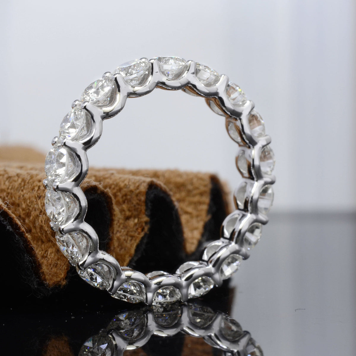 Diamond eternity band u setting