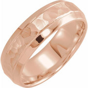 14k Gold Beveled-Edge Band with Hammered Texture 7 mm