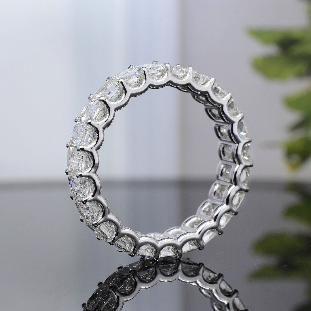 U-Setting Emerald Cut Eternity Band F-G Color VS1 (2.50 Ctw)