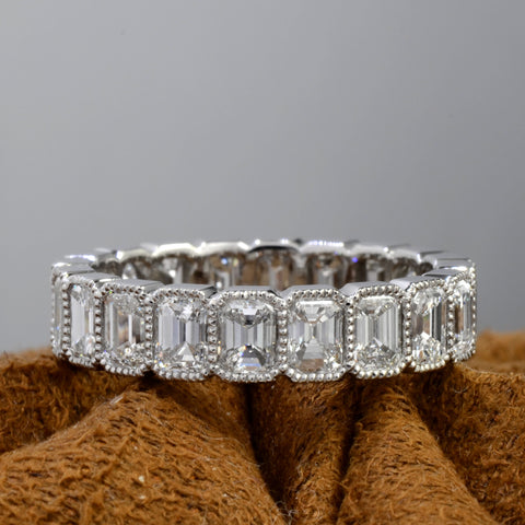 Milgrain Bezel Emerald Eternity Band F-G Color VS1 Clarity