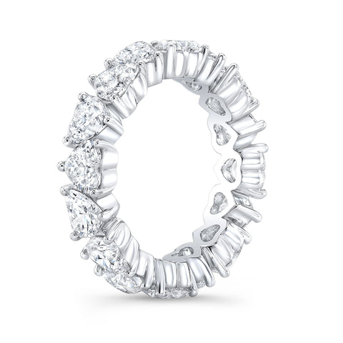 Heart Shaped Eternity Band Side profile