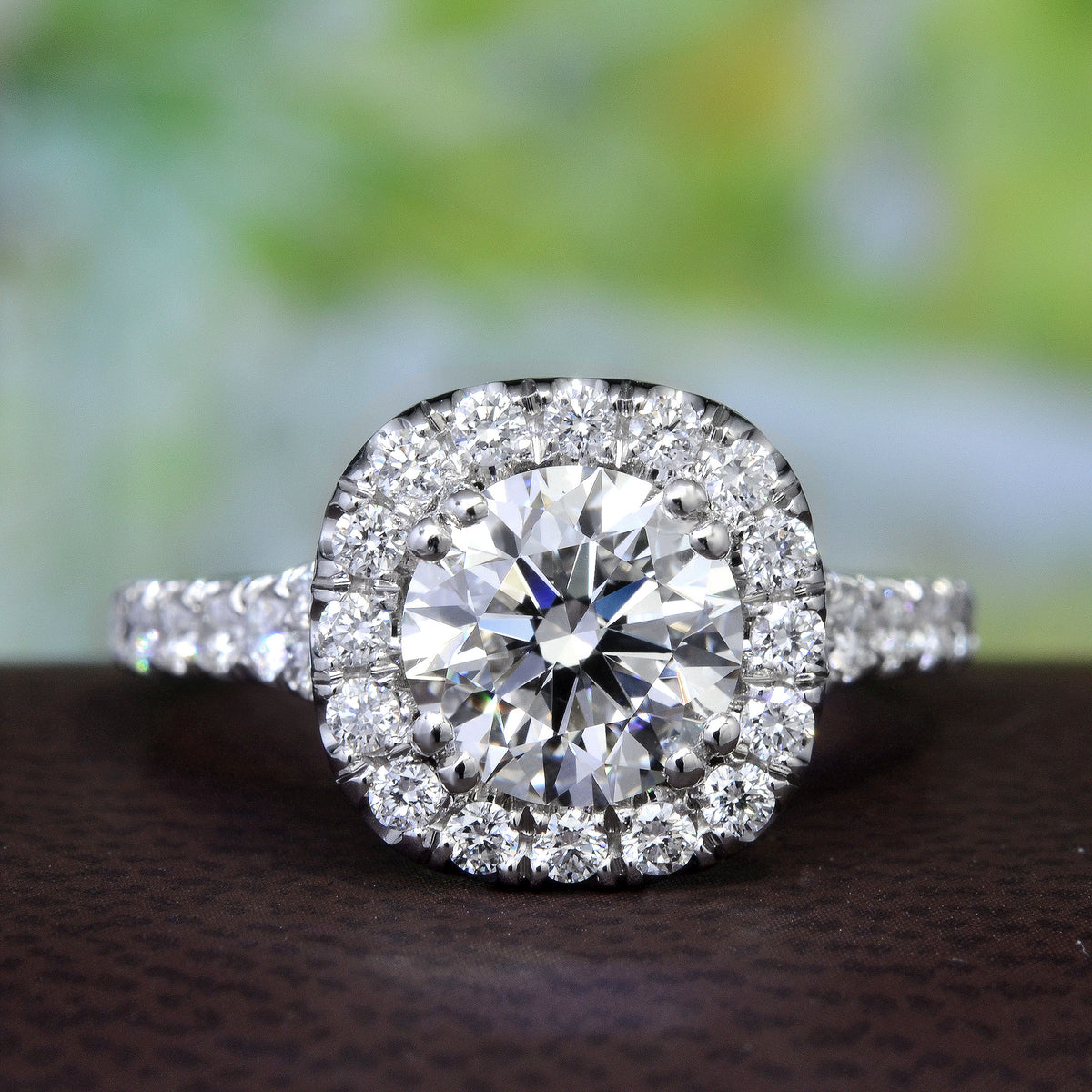 Halo engagement ring