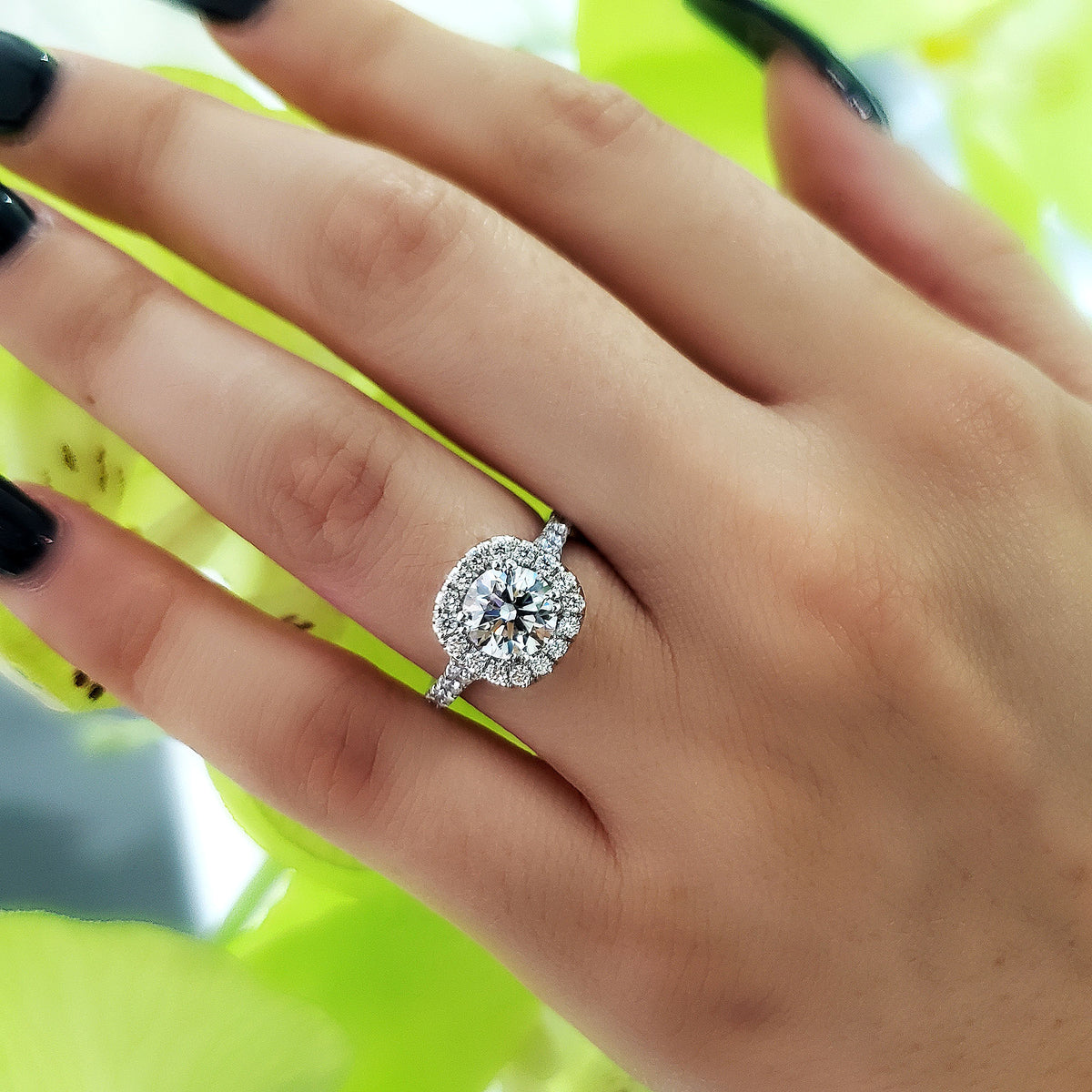 Halo engagement ring