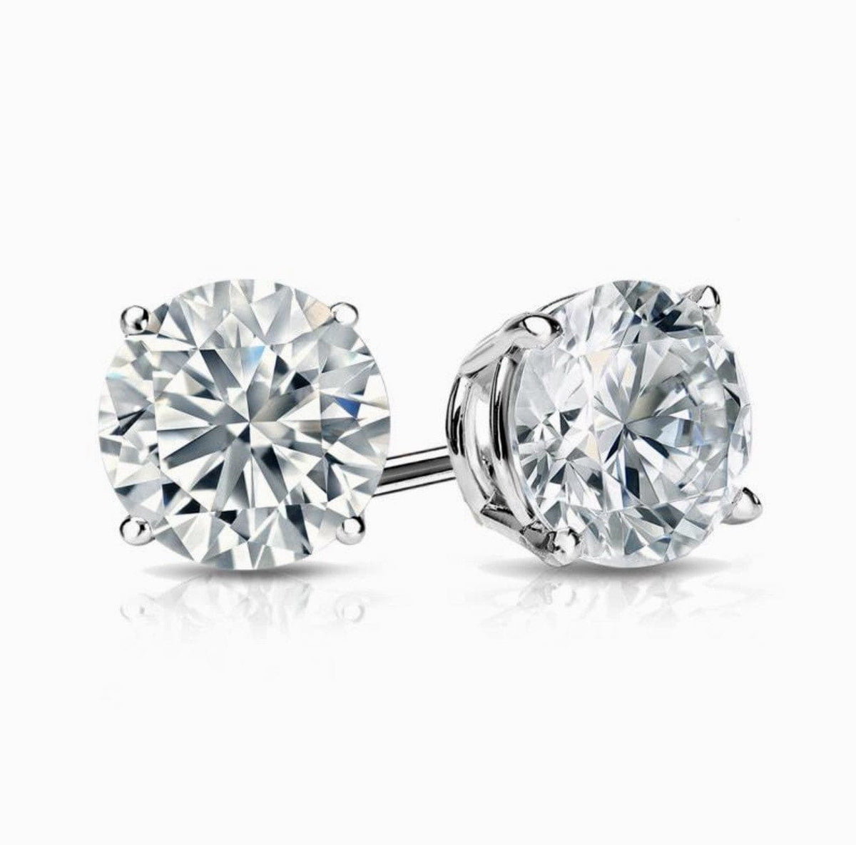 Round cut stud earrings white gold