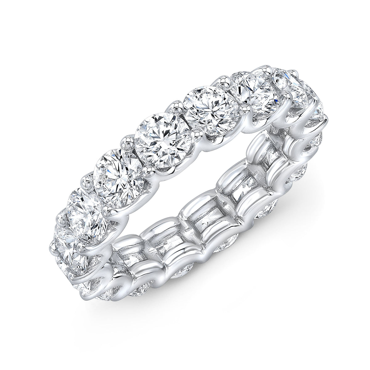Round cut diamond eternity band 