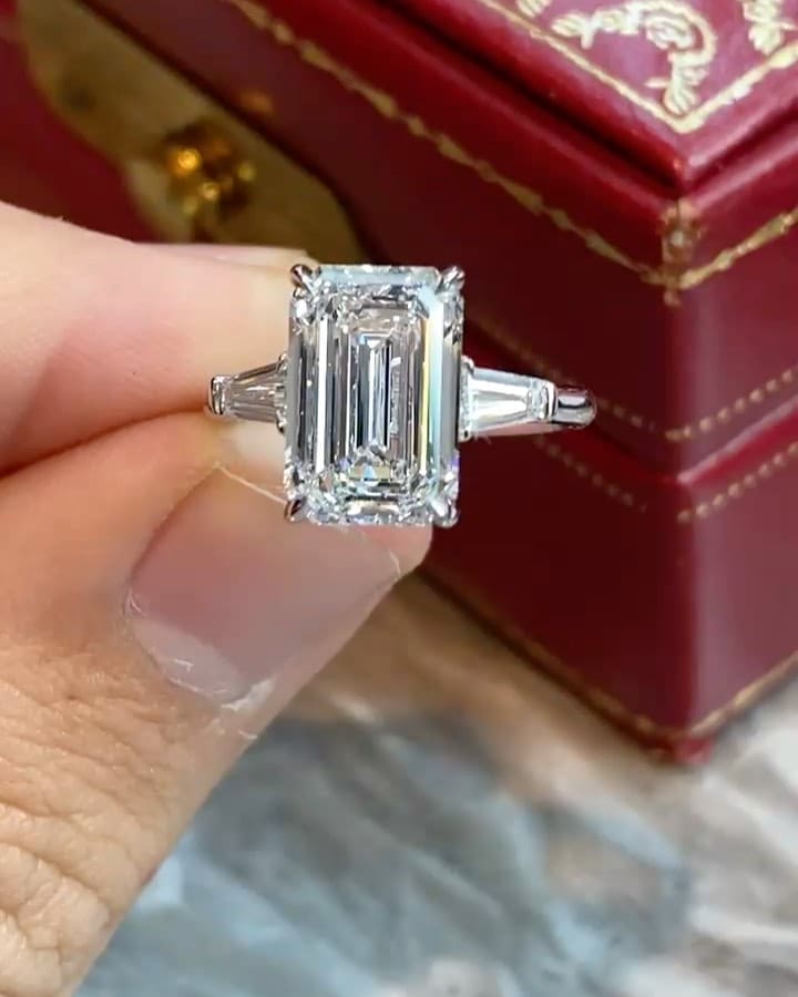 Triple emerald cut diamond ring cheap