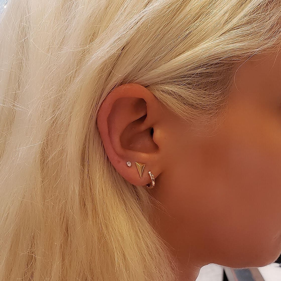 Mini huggie hoops
