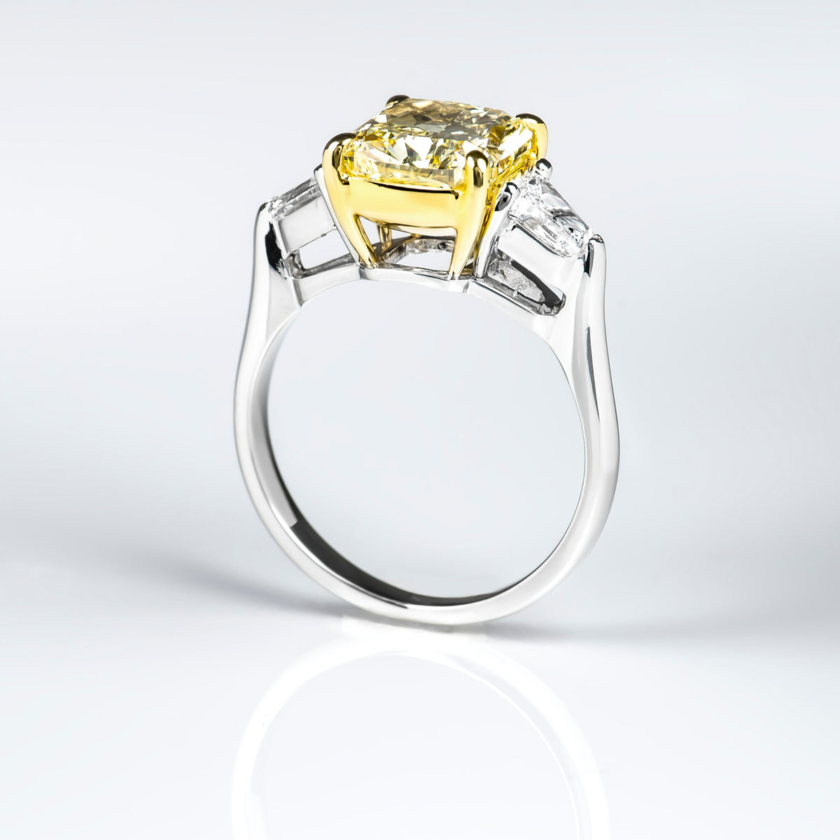 Yellow cushion & bullet cut 3stone diamond ring side profile