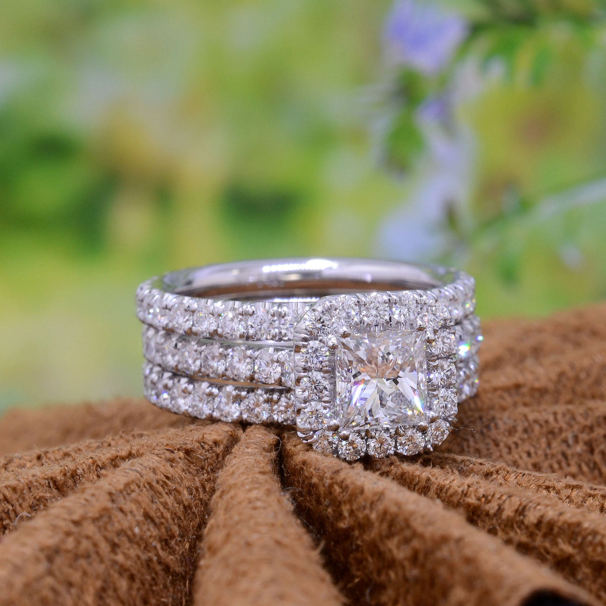 Princess cut halo engagement ring set