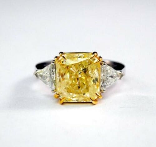 2.60 Ct. Canary Fancy Yellow Radiant Cut 3-Stone Diamond Ring VS1 GIA Certified