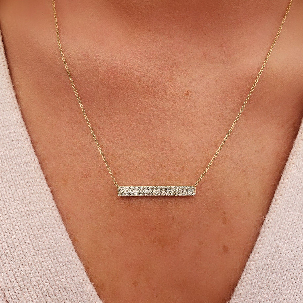 Thick diamond bar necklace